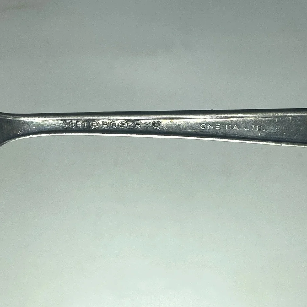 Vintage Silverplate Spoons Lot of 3 Rogers Bros Oneida 1847‎ 1881 Floral Ornate